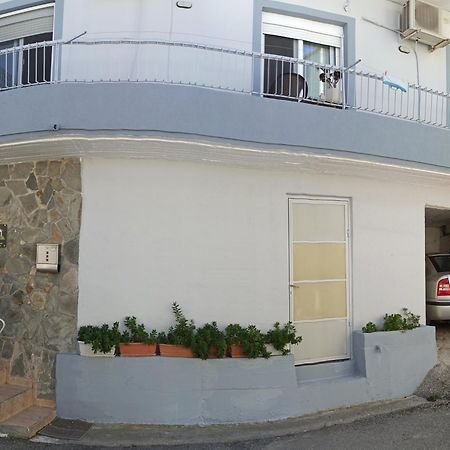 Mama'S House Apartment Кавала Екстериор снимка